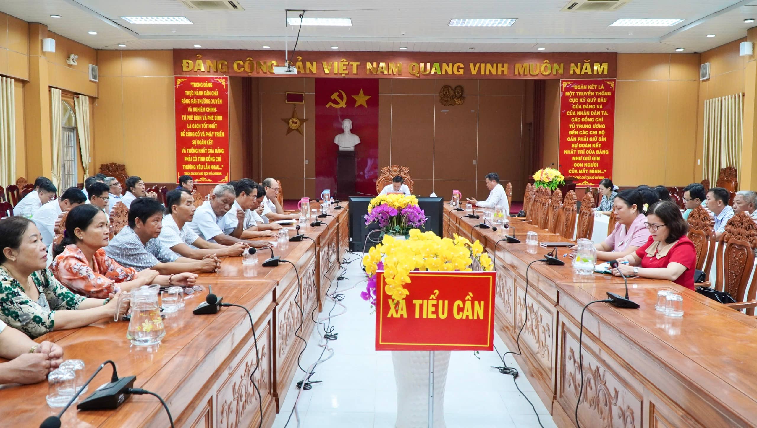 Đoàn đại biểu Quốc hội tỉnh Vĩnh Long tiếp xúc cử tri sau Kỳ họp thứ nhất, Quốc hội khóa XVI