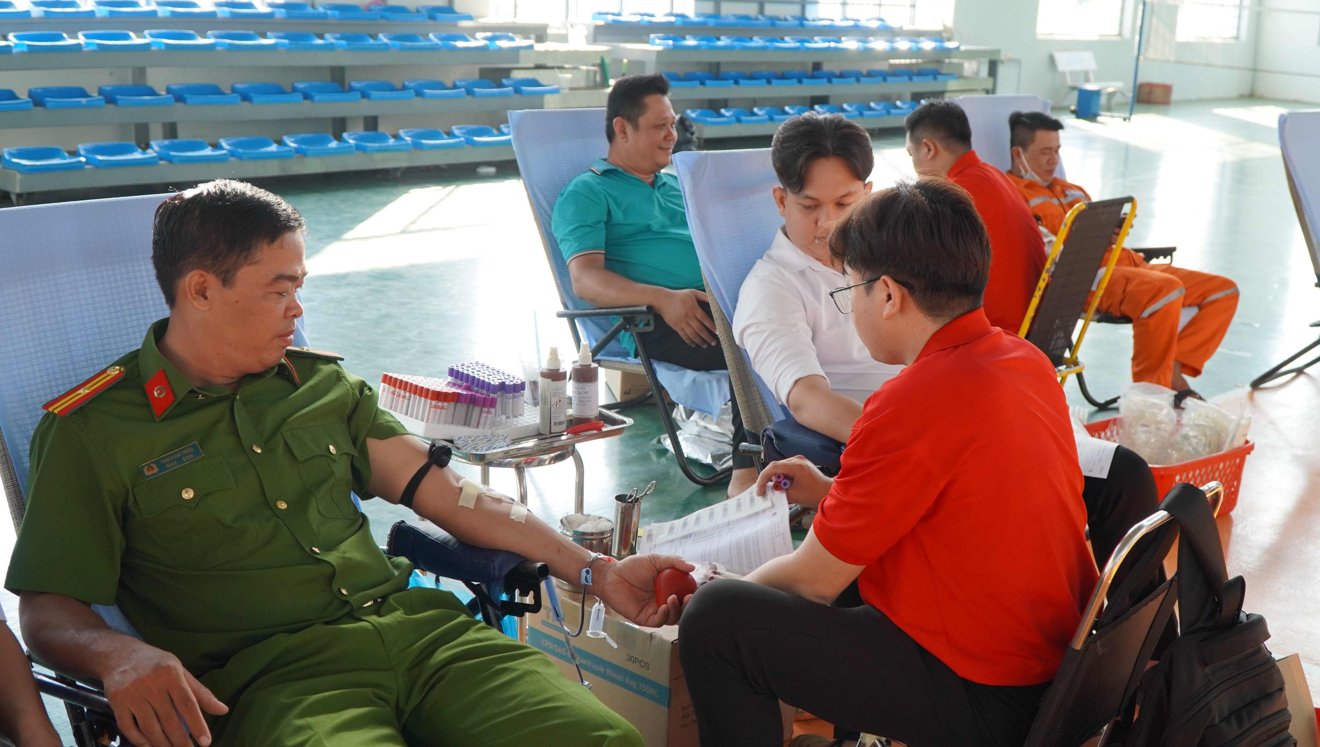 Tiểu Cần: 165 người hiến máu tình nguyện đợt 1 năm 2026