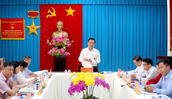 Tiểu Cần: Lấy ý kiến cán bộ hưu trí đóng góp Dự thảo văn kiện trình Đại hội Đảng bộ các cấp