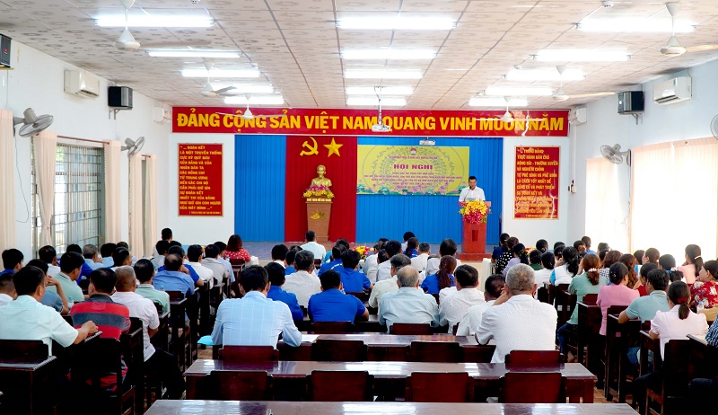 Tiểu Cần: Ủy ban MTTQ Việt Nam lấy ý kiến đóng góp vào Dự thảo văn kiện Đại hội Đảng bộ các cấp