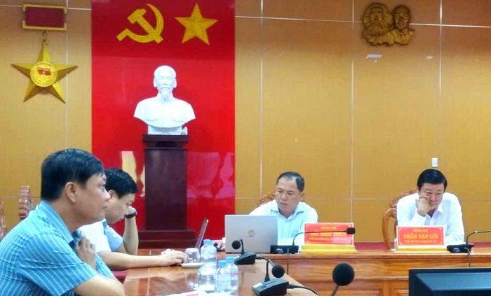 Tiểu Cần: Tham gia hội nghị thường kỳ UBND tỉnh tháng 9/2025