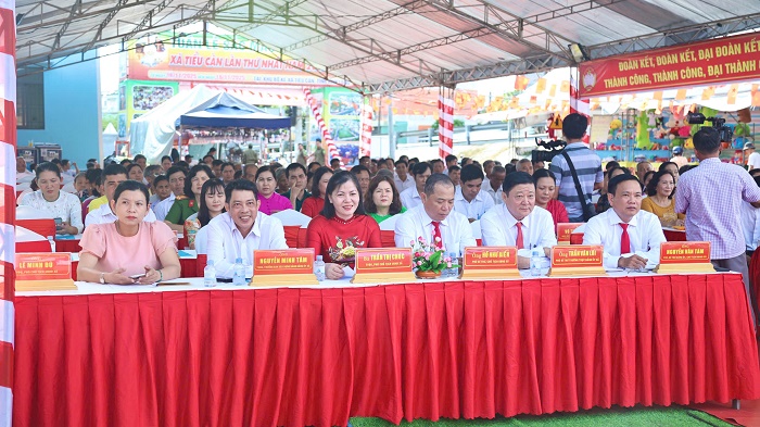 Tiểu Cần: Tổ chức thành công Ngày hội Đại đoàn kết tại ấp điểm (Ấp 1)