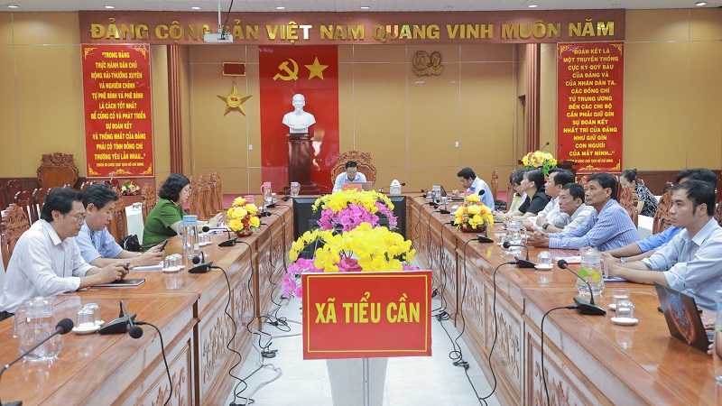 Tiểu Cần: Tiếp tục triển khai thực hiện tốt công tác Tuyên giáo và Dân vận