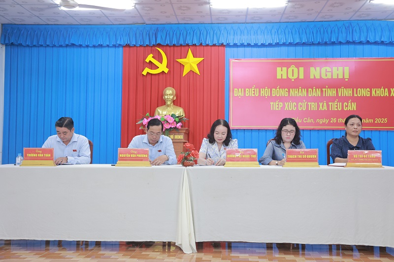 Tiểu Cần: Tổ đại biểu số 13 HĐND tỉnh tiếp xúc gần 100 cử tri