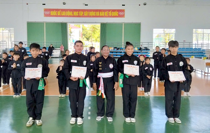 Tiểu Cần: Câu lạc bộ võ cổ truyền tổ chức kỳ thi nâng cấp đai lần 2 năm 2025