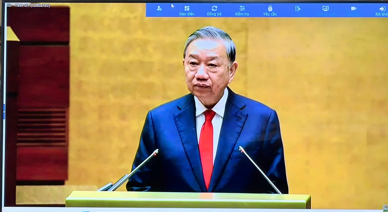 Tiểu Cần: Tham dự hội nghị nghiên cứu, học tập, quán triệt và triển khai thực hiện các Nghị quyết của Bộ Chính trị