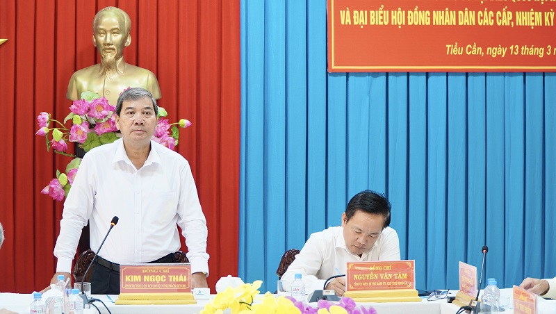 Tiểu Cần: Phó Bí thư Tỉnh ủy Kim Ngọc Thái kiểm tra công tác chuẩn bị bầu cử đại biểu Quốc hội và đại biểu HĐND các cấp tại xã Tiểu Cần